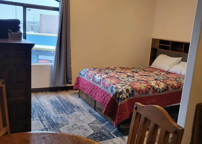 Sixty-six Slumber Hotel apartamentowy Flagstaff