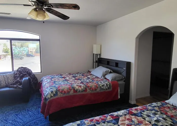 Hotel apartamentowy Sixty-six Slumber